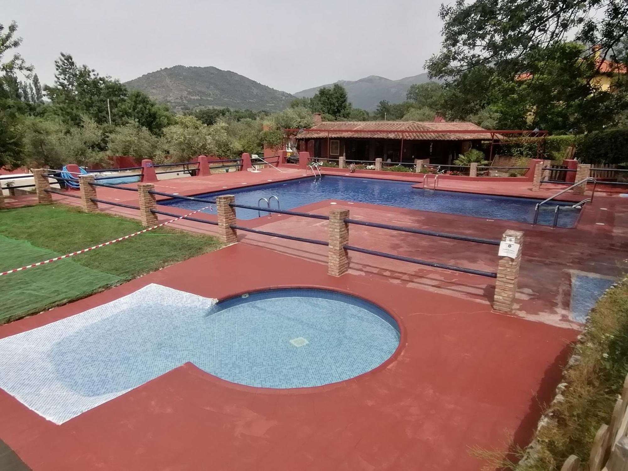 Resort Vacacional Aldea Vetonia: Family-Friendly Retreat in Hervás Exterior photo