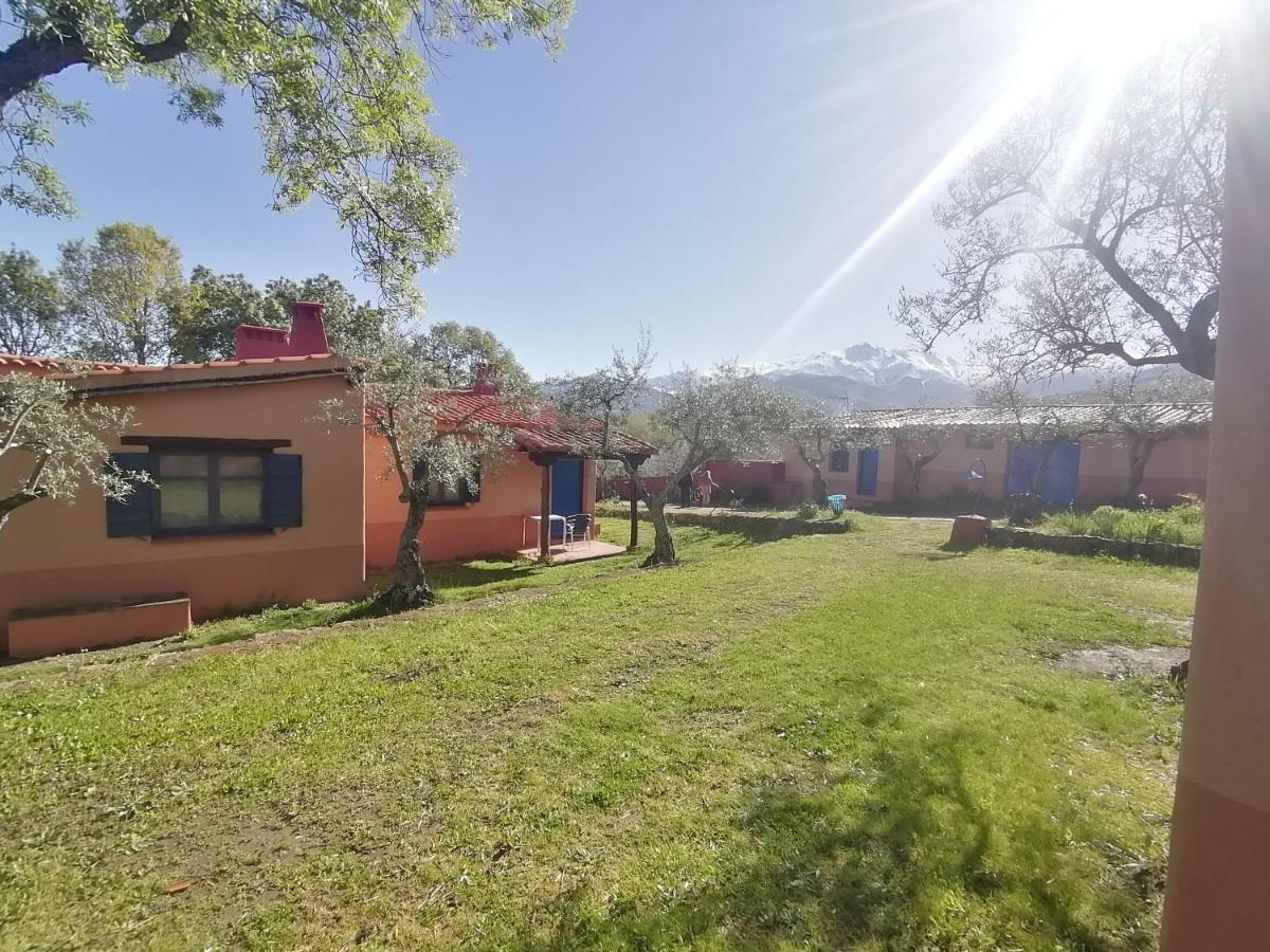 Resort Vacacional Aldea Vetonia: Family-Friendly Retreat in Hervás Exterior photo
