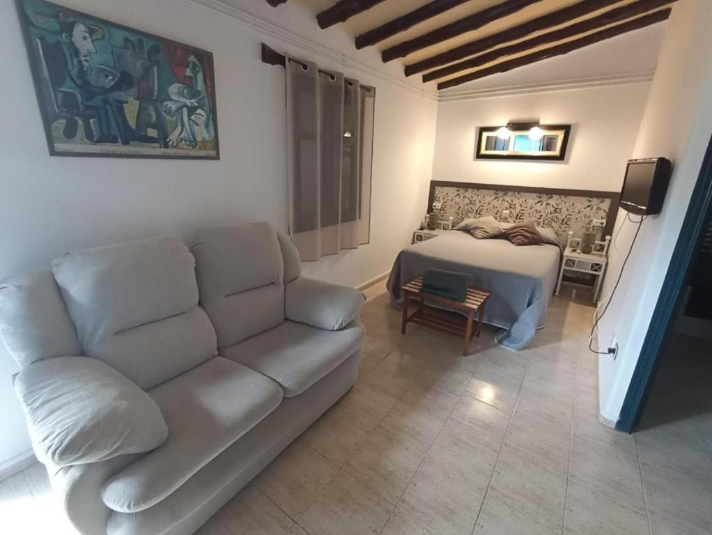 Resort Vacacional Aldea Vetonia: Family-Friendly Retreat in Hervás Exterior photo