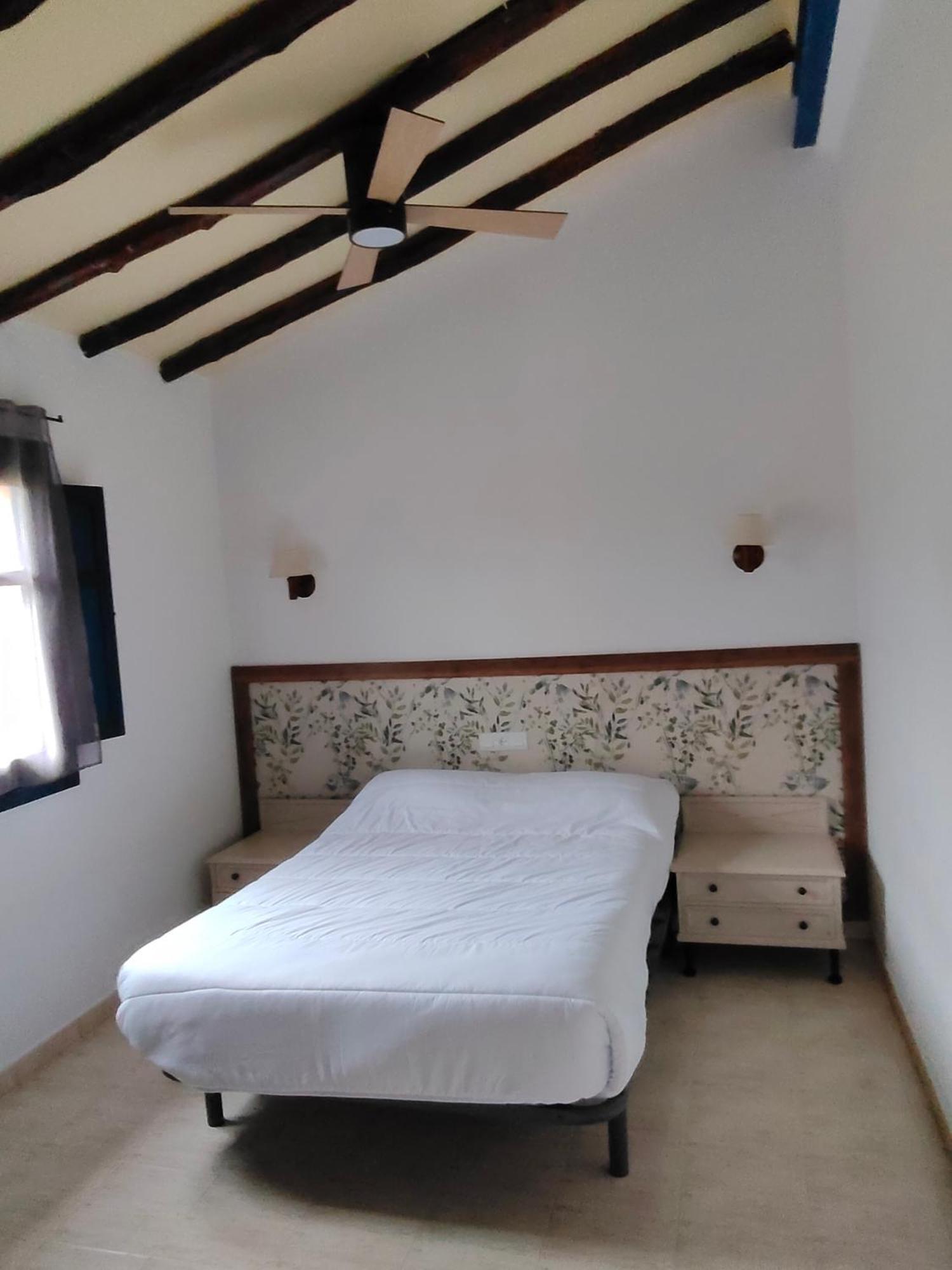 Resort Vacacional Aldea Vetonia: Family-Friendly Retreat in Hervás Exterior photo